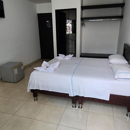 Hotel Torres Del Llano Yopal Exterior photo